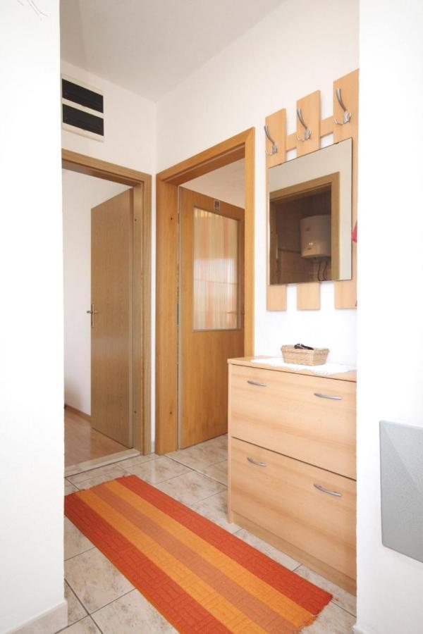 Apartments By The Sea Razanj, Rogoznica - 8361 Luaran gambar