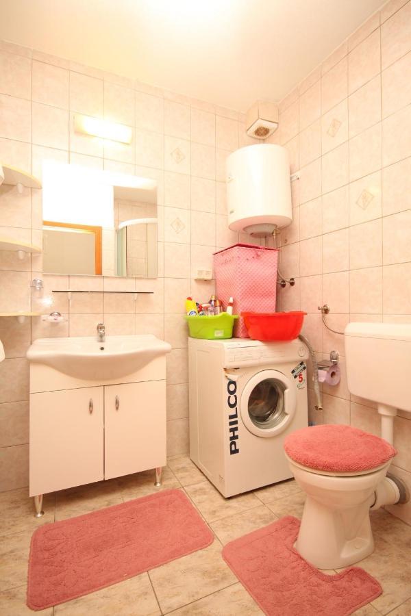 Apartments By The Sea Razanj, Rogoznica - 8361 Luaran gambar
